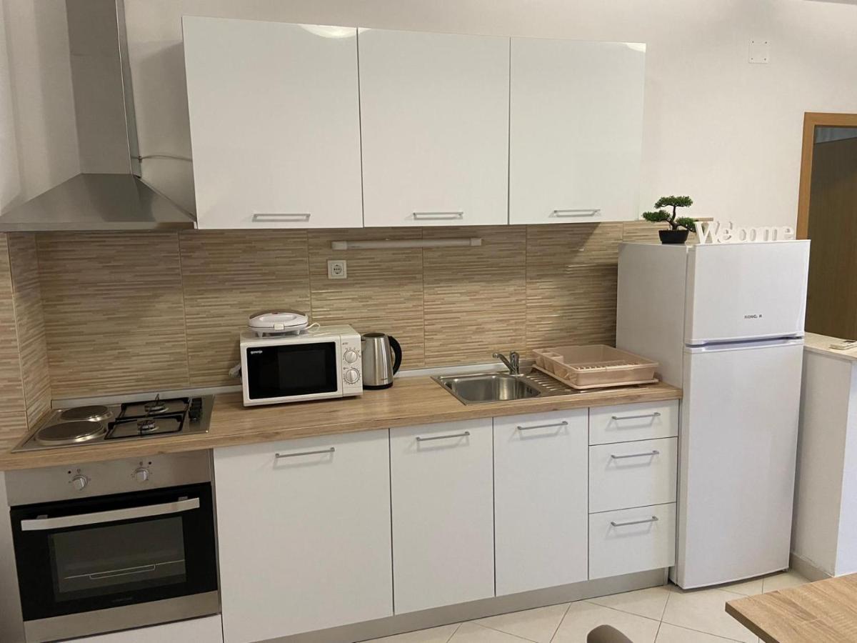 Apartman Nina Posedarje Exterior foto